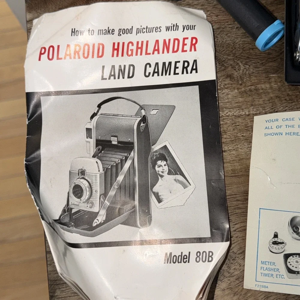 Polaroid Land Camera Model 80b Highlander Complete Case & Original‎ Paperwork